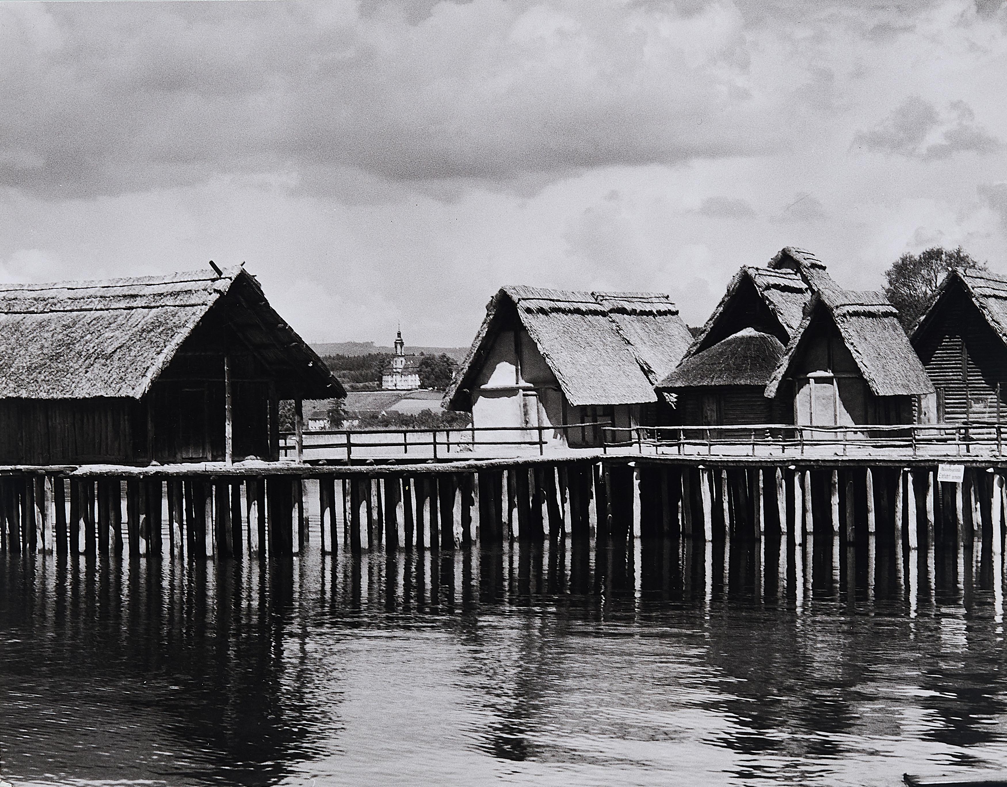 Siegfried Lauterwasser - Pfahlbauten, Unteruhldingen, Bodensee.