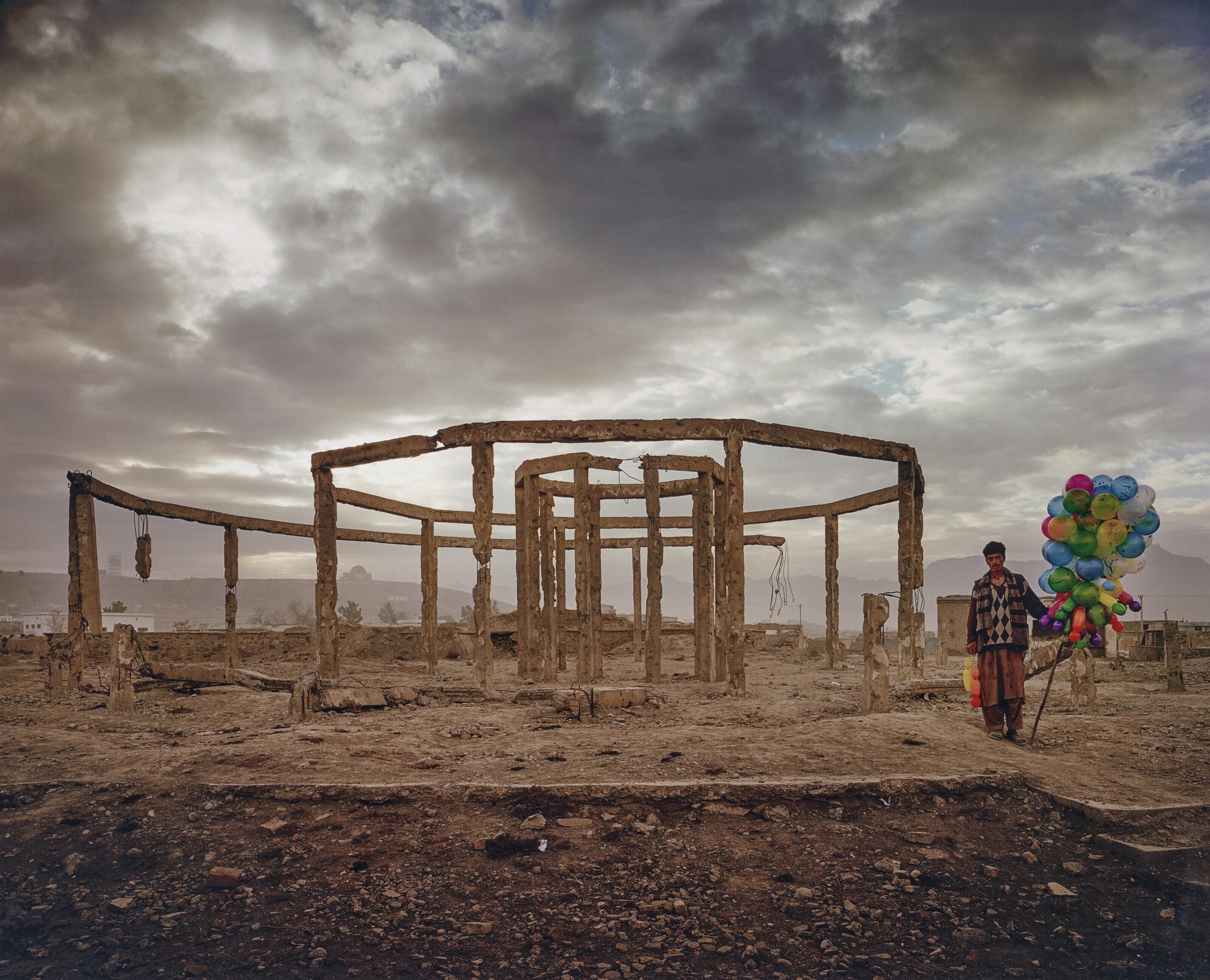 Simon Norfolk - Former teahouse in a park next to the Afghan exhibition of economic and social achievements in the Shah Shahid district of Kabul, 2003