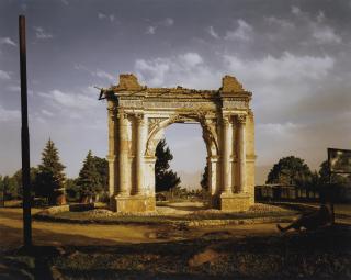 Simon Norfolk - Victory Arch, Kabul, Afghanistan\'