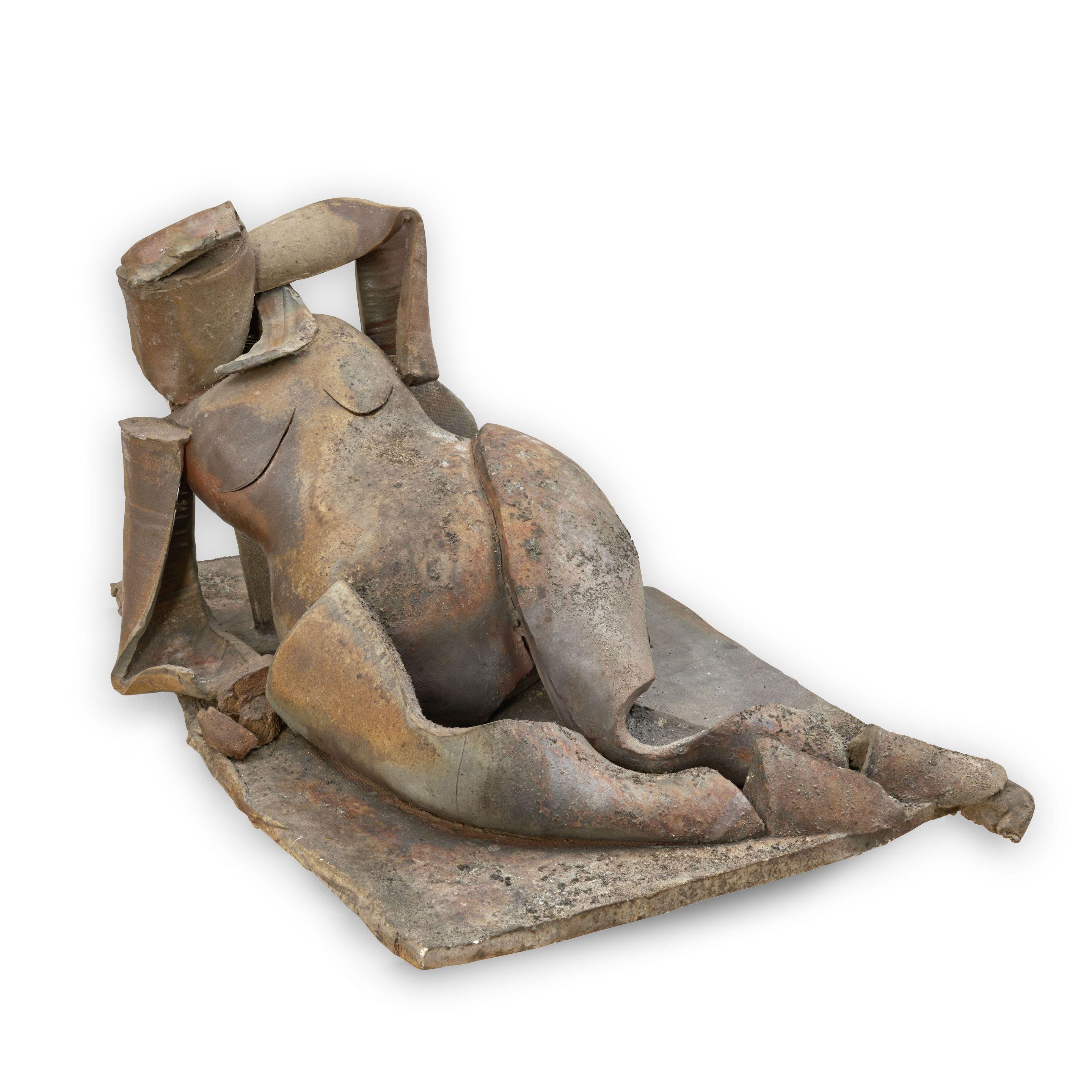 Sir Anthony Caro OM CBE - Posed, 2000/2002 18 x 31 x 23 in. (45.5 x 78.5 x 58.5 cm)