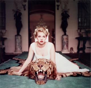 Slim Aarons - Beauty and the Beast