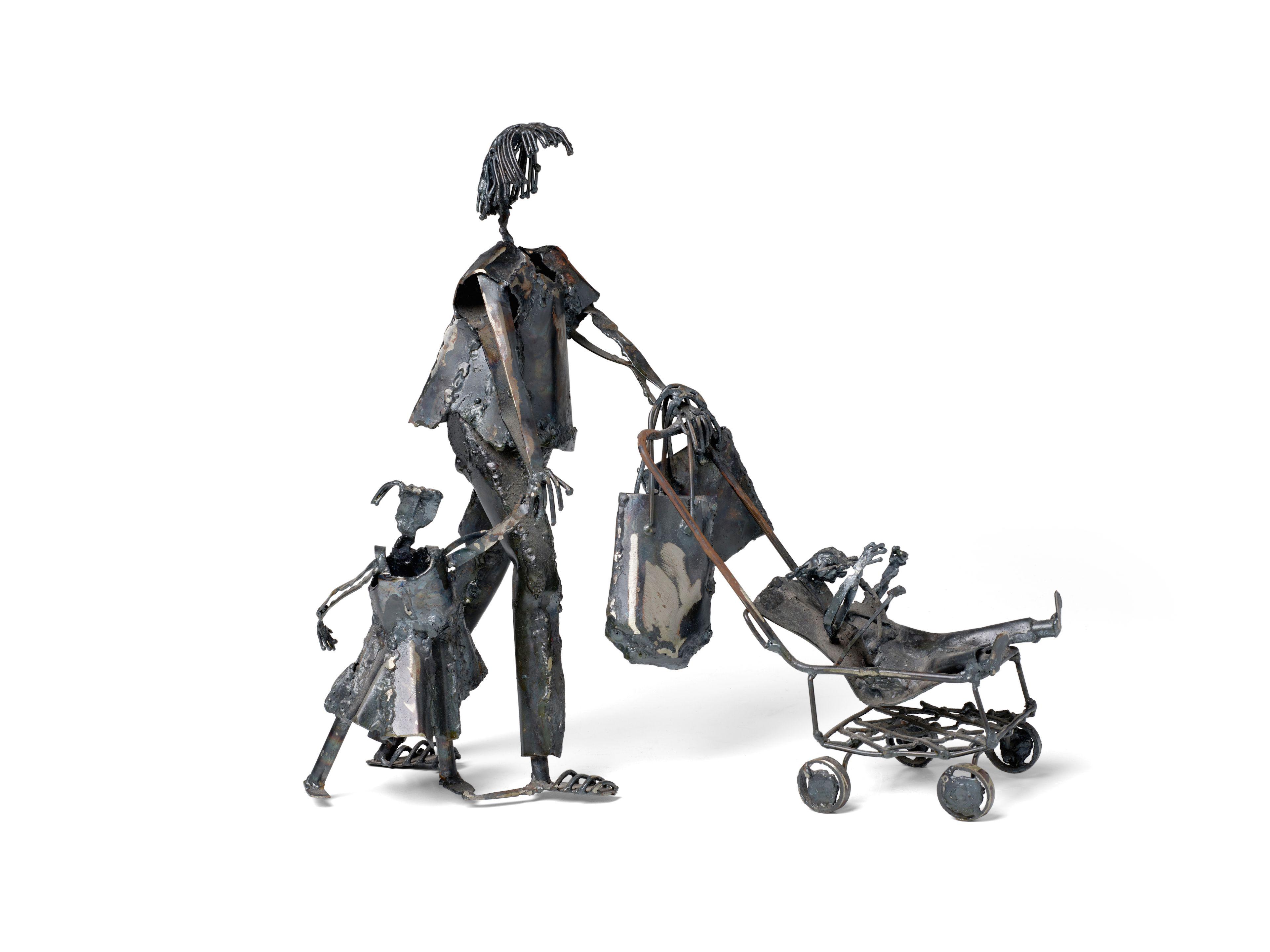 Sokari Douglas Camp - Family, 1990