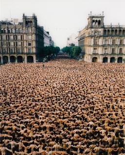 Spencer Tunick - Mexico City 5 (Zocalo)