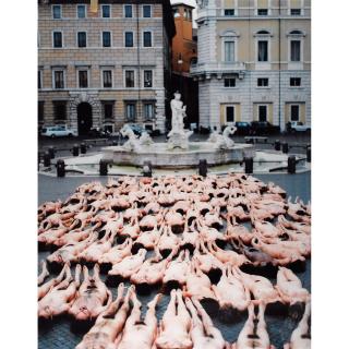 Spencer Tunick - Roma 2 (Piazza Navona), 2001