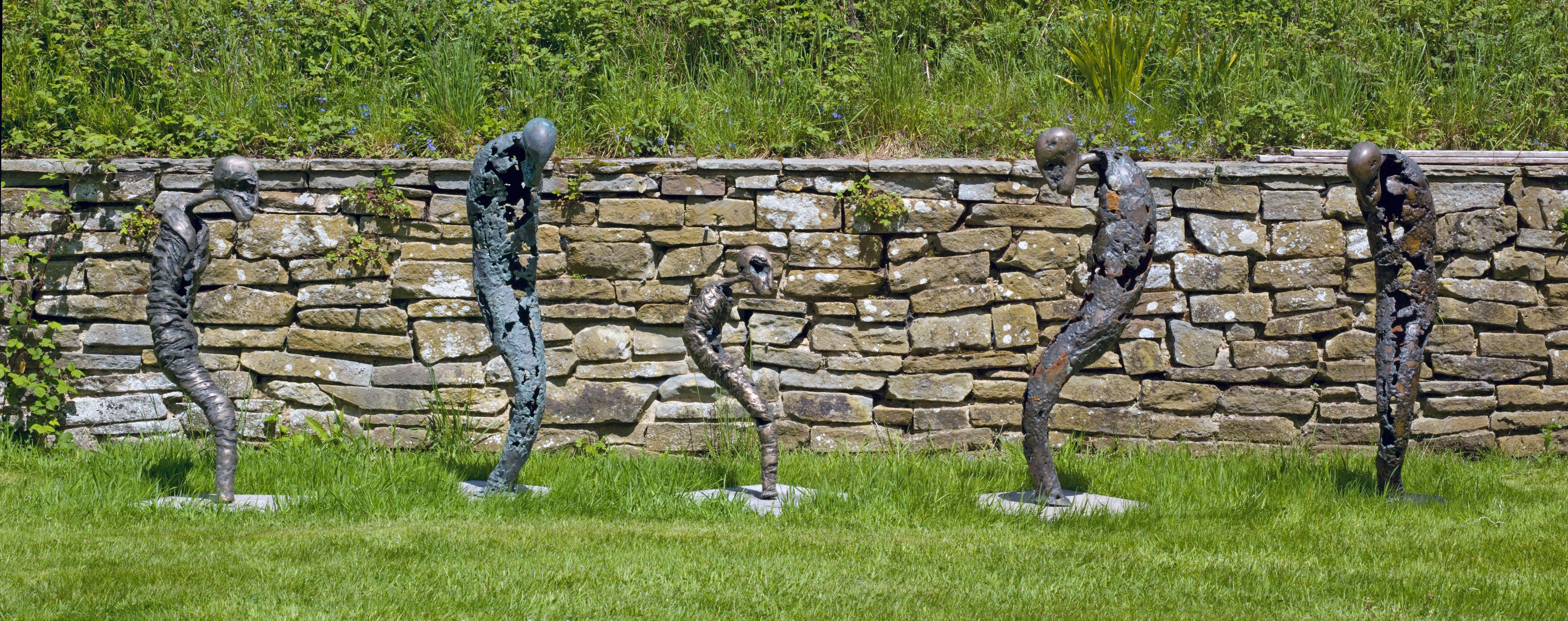 Stella Shawzin - Standing Lesotho figures: a set of 5