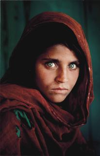 Steve Mccurry - Afghan Girl, Sharbat Gula, Peshawar, Pakistan, 1984