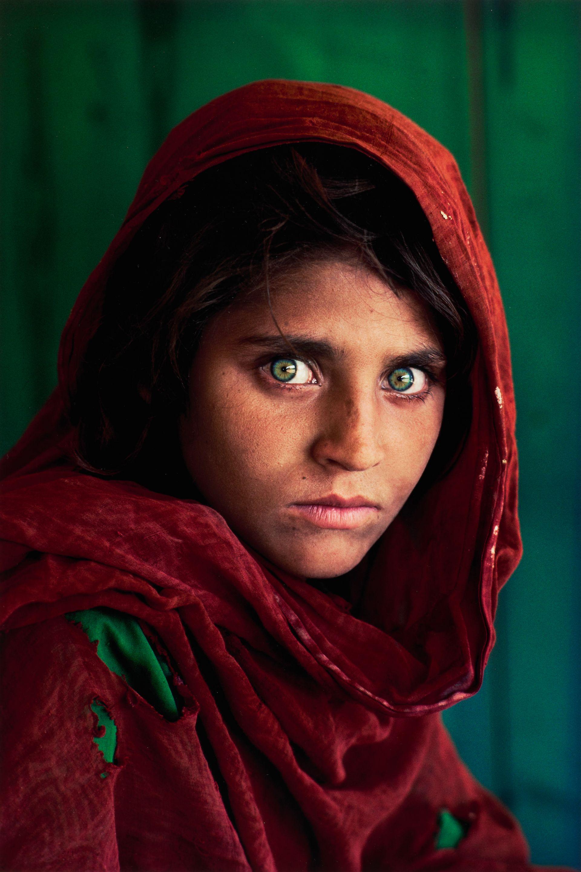Steve McCurry - Afghan Girl