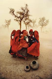 Steve Mccurry - Dust Storm, Rajasthan, India, 1983