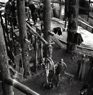 Sun Mingjing - Zigong Series: Brine Wells