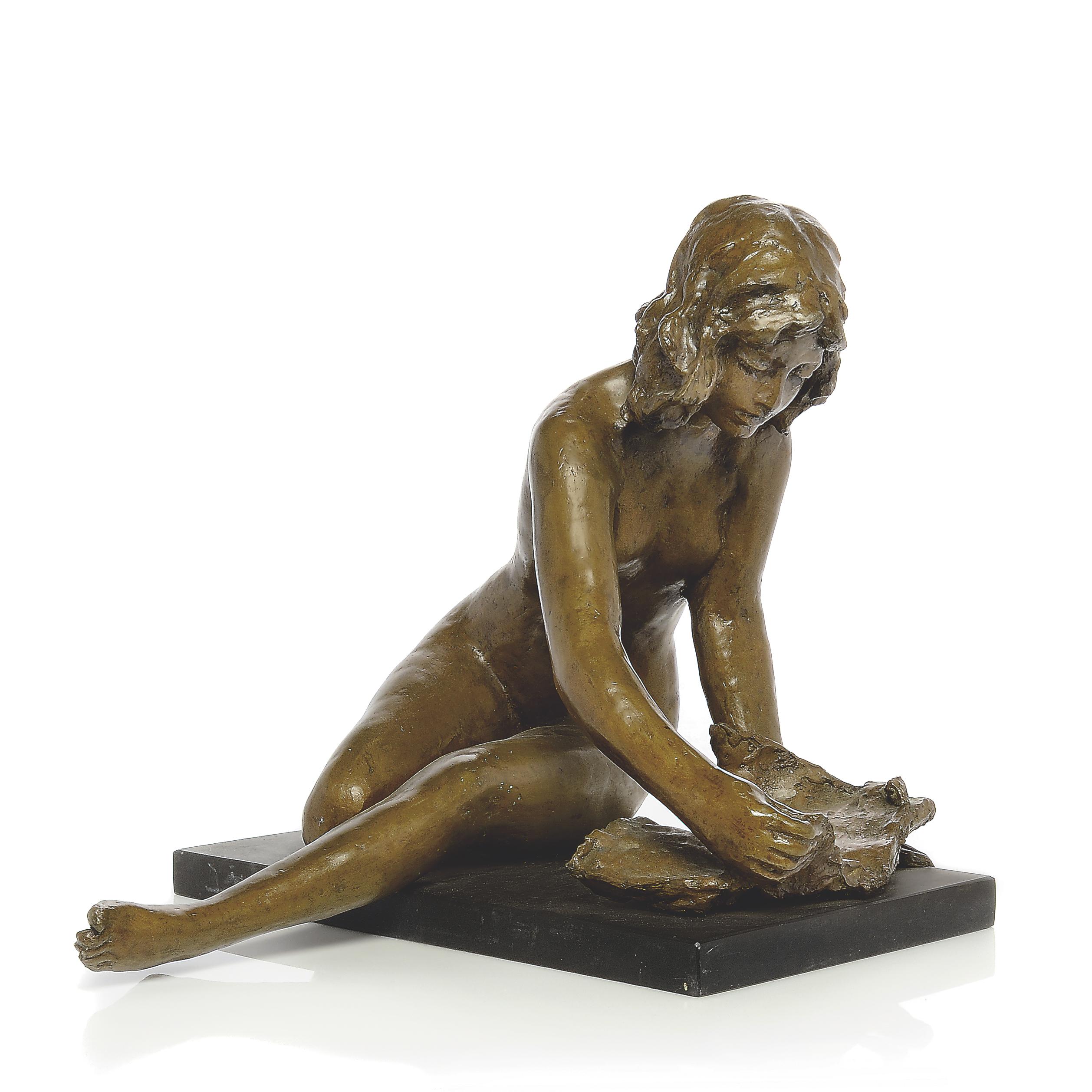 Sydney Harpley - Seated nude reading