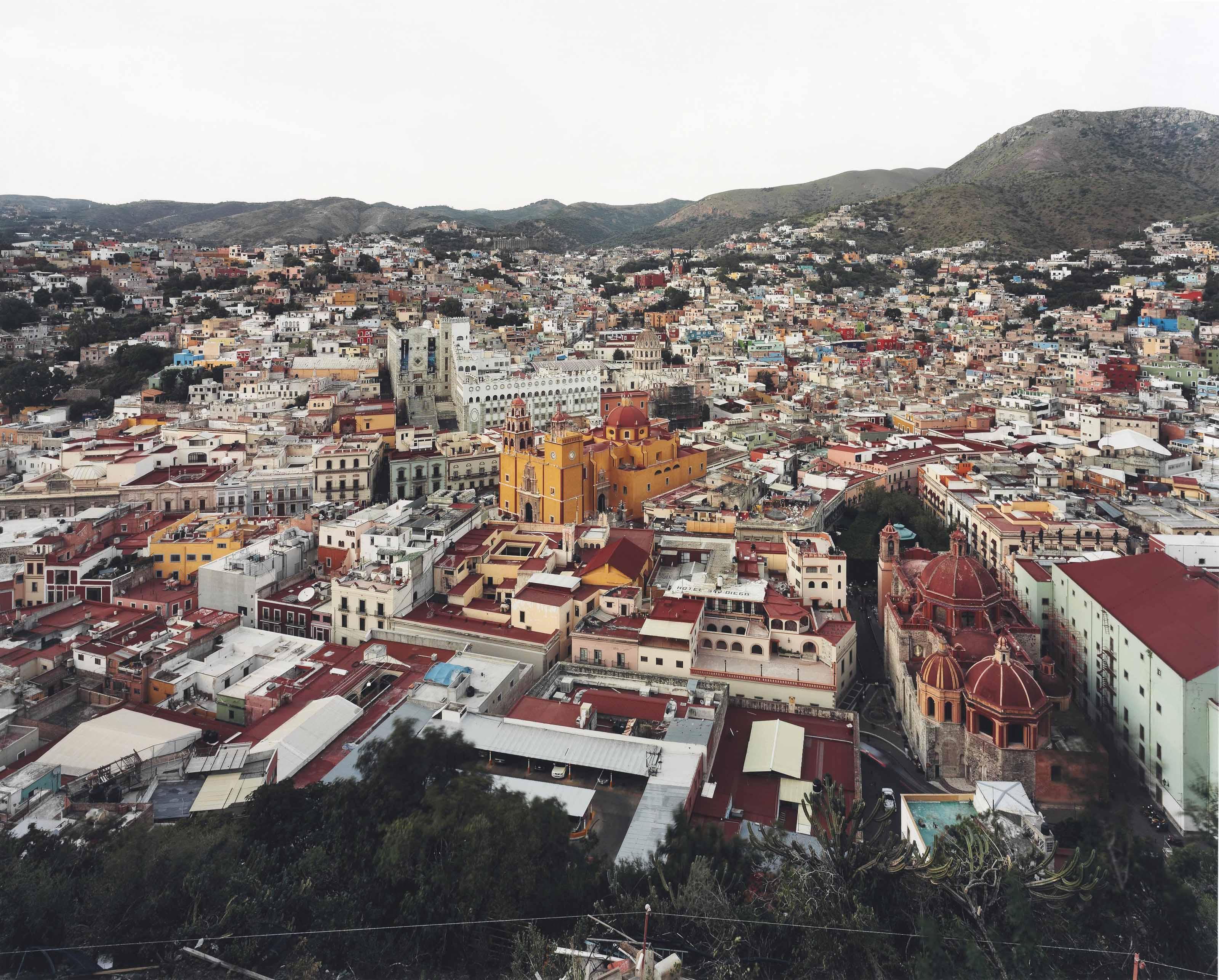 Sze Tsung Leong - Guanajuato I, from Cities, 2009