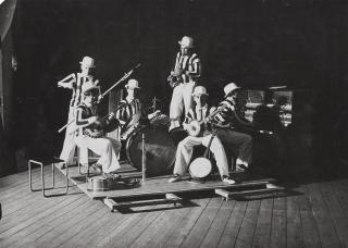 T. Lux Feininger - Bauhaus-Kapelle, Dessau