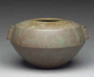 Takamura Toyochika - Flat-Topped Vase with Ear Handles