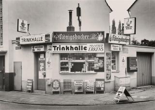 Tata Ronkholz - Köln, Umbachstr./Ecke Von-Quadt-Straße (aus der Serie: Trinkhallen)