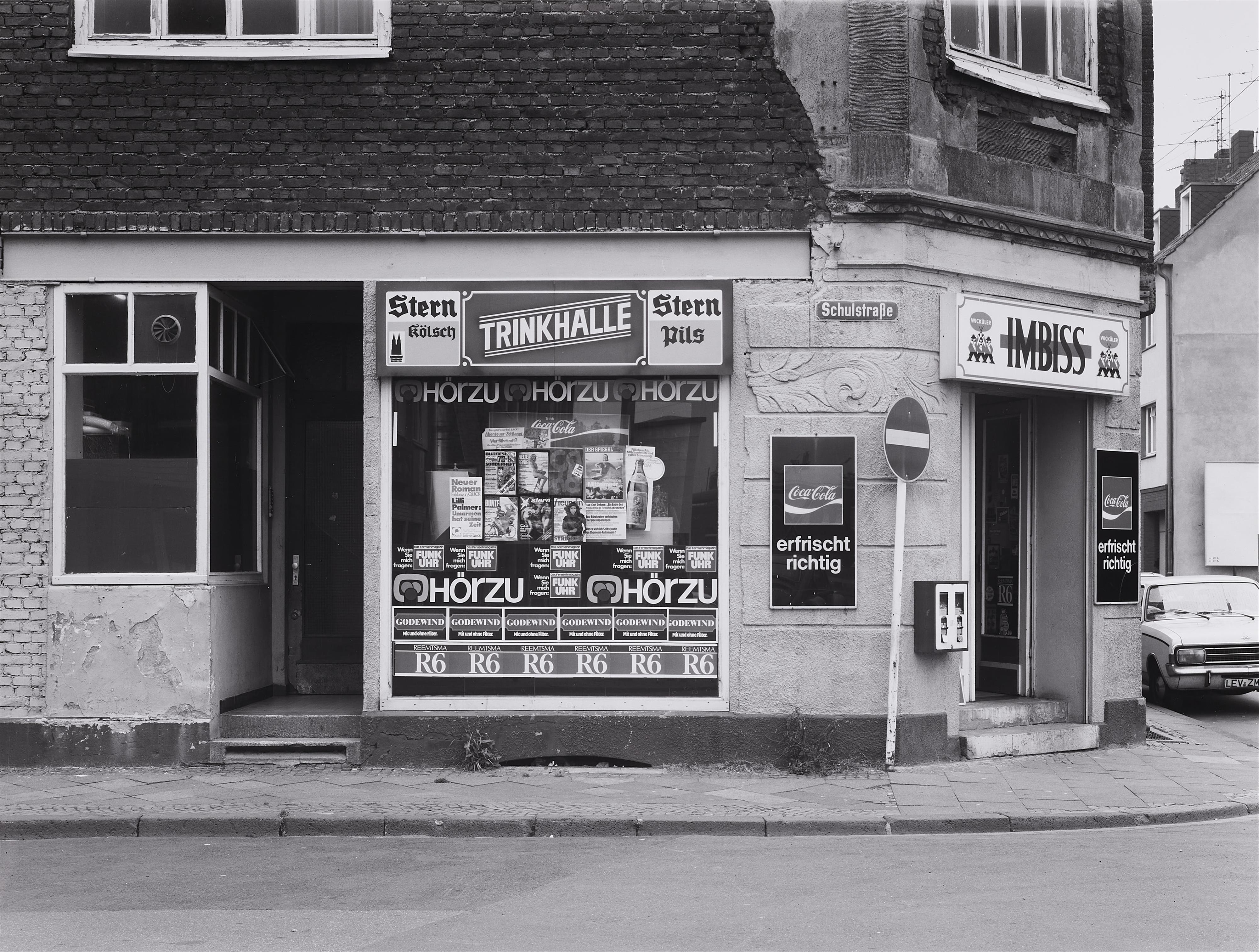 Tata Ronkholz - Schulstrasse, Leverkusen-Wiesdorf