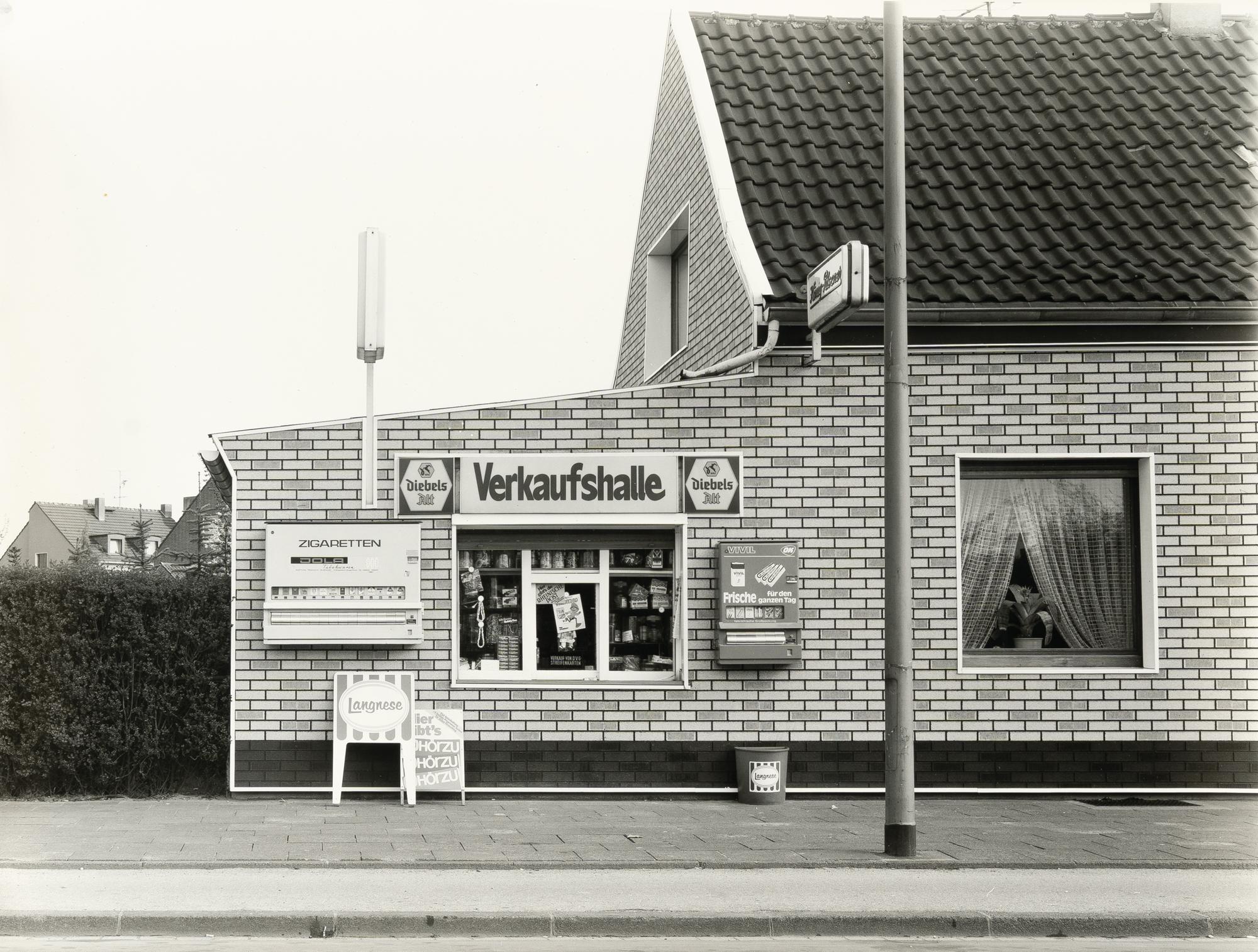 Tata Ronkholz - Trinkhalle Duisburger-Wedau, Sittardsberger Allee 256