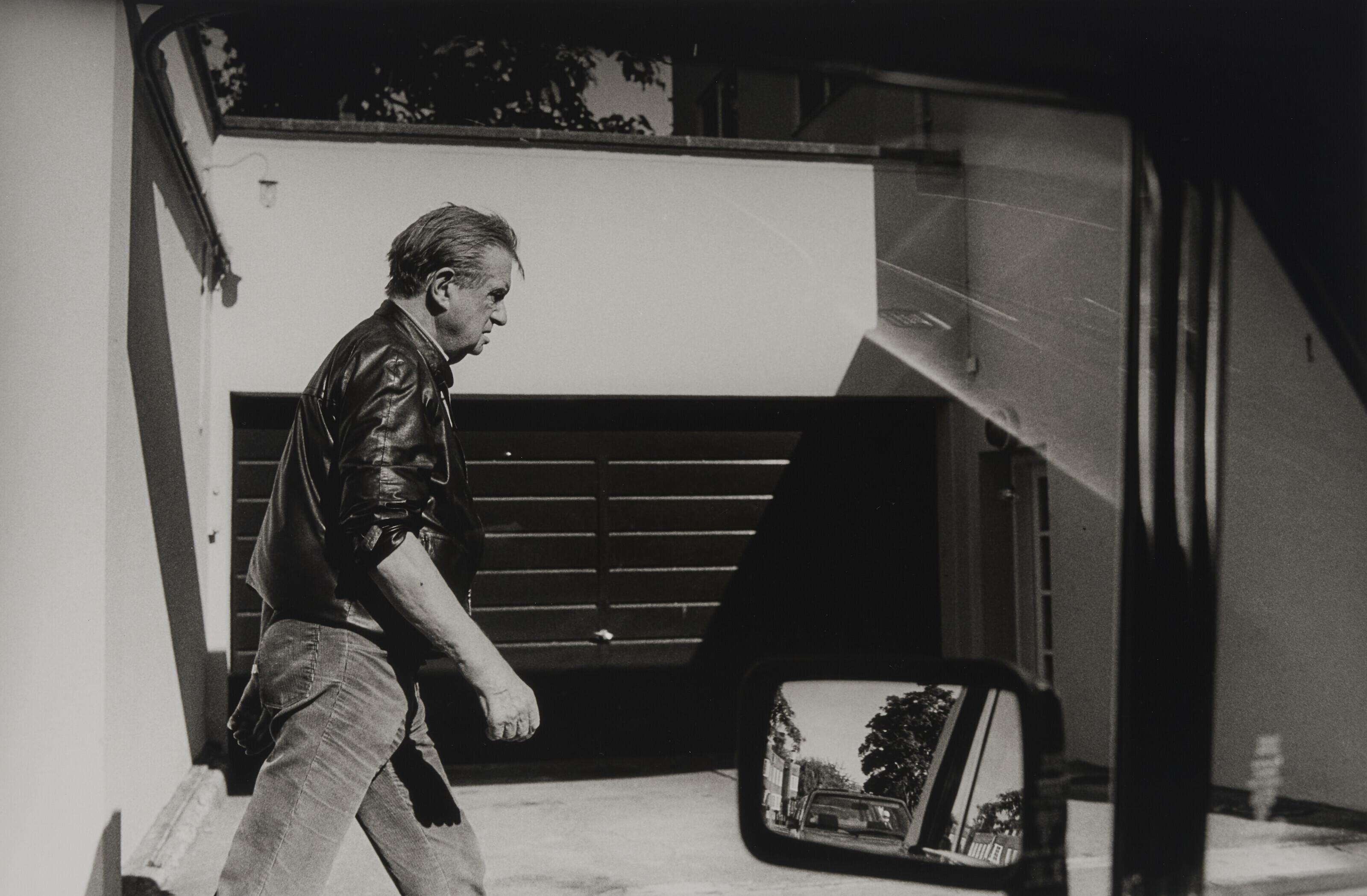 Terence Donovan - Francis Bacon on a London street, 1st September 1990