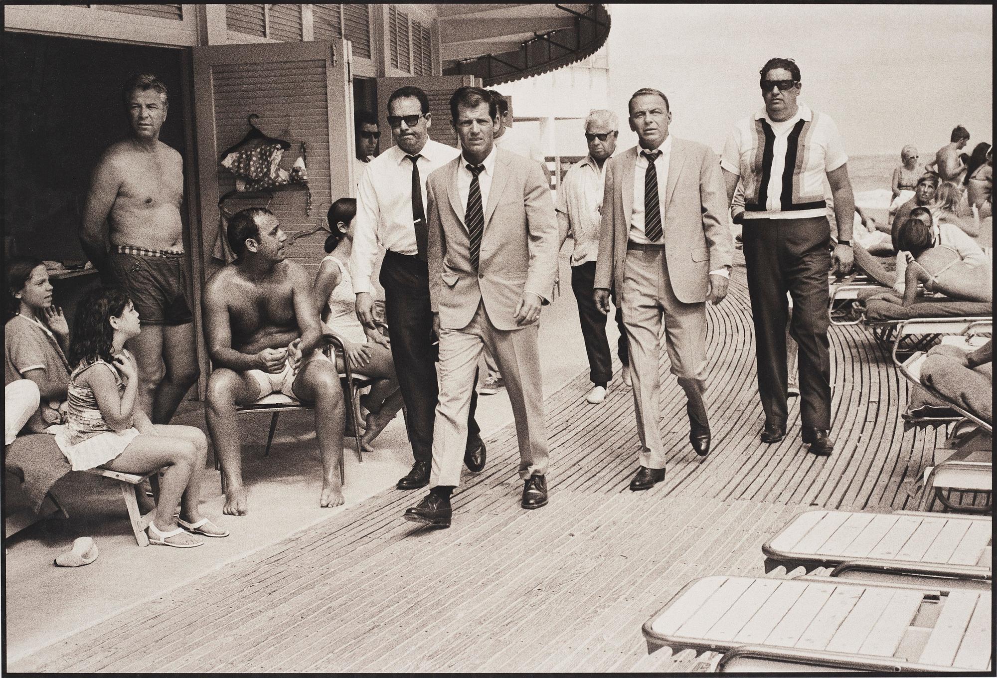 Terry O\'Neill - \'Frank Sinatra, Miami Beach, 1968\'