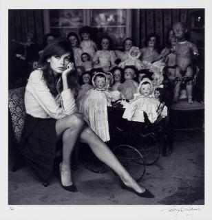 Terry O\'Neill - Jean Shrimpton With Dolls, 1964, printed later