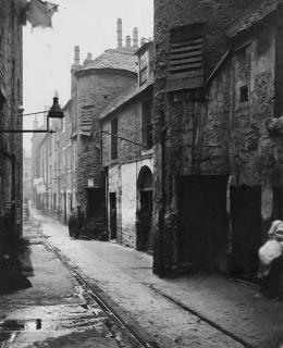 Thomas Annan - Close, No. 139 Saltmarket, Glasgow