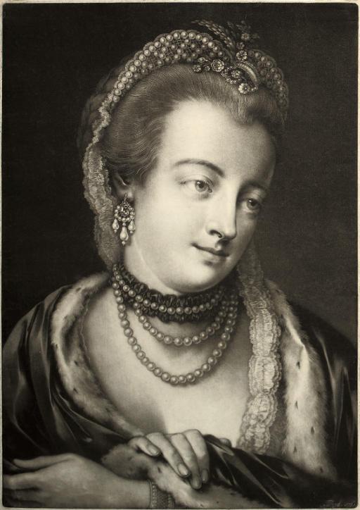 Thomas Frye - A Fashionable Lady with her right hand on left wrist, from Life-sized Heads, second series