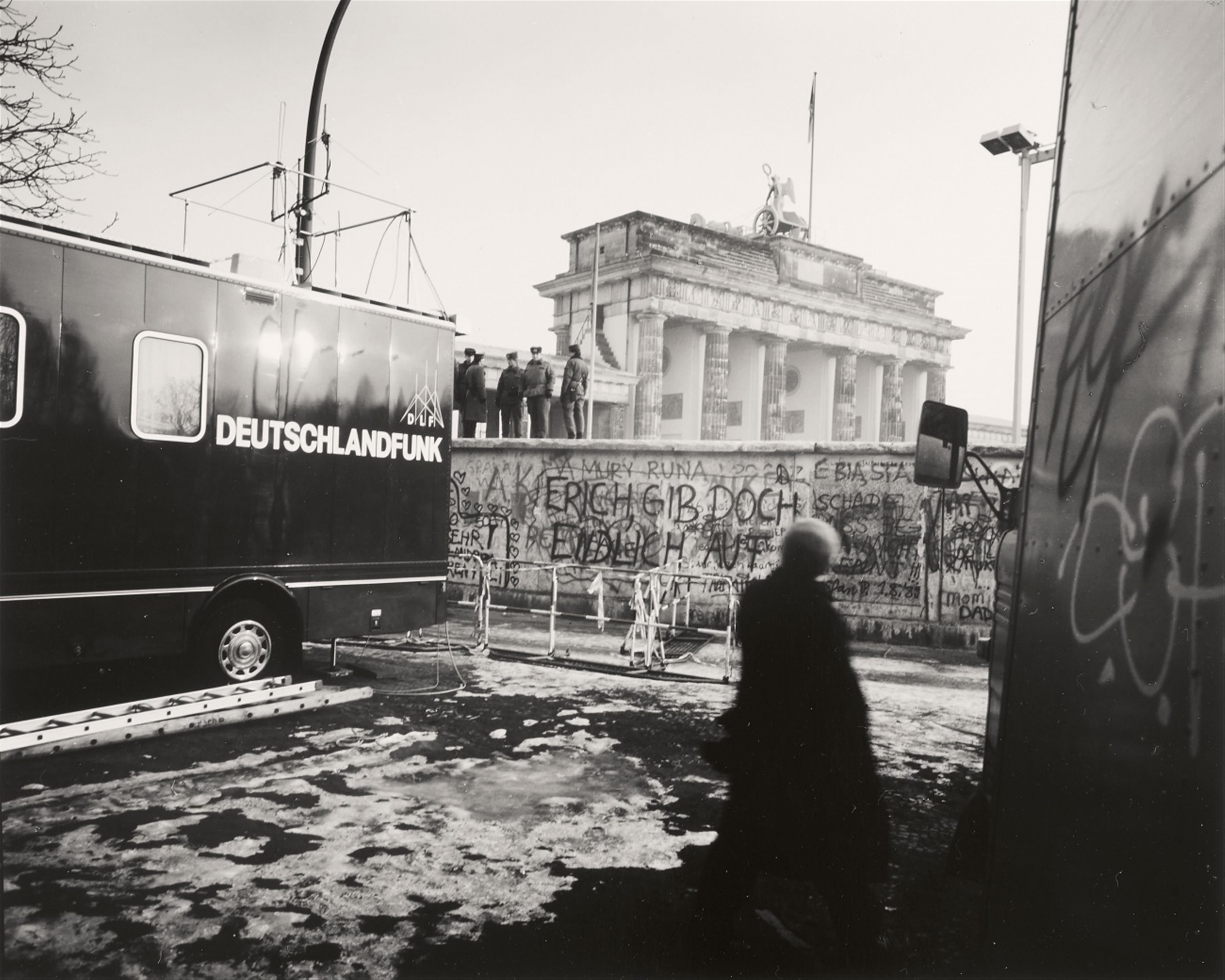 Thomas Lüttge - Mauer im Winter, Berlin. Erich gib doch endlich auf, Berlin