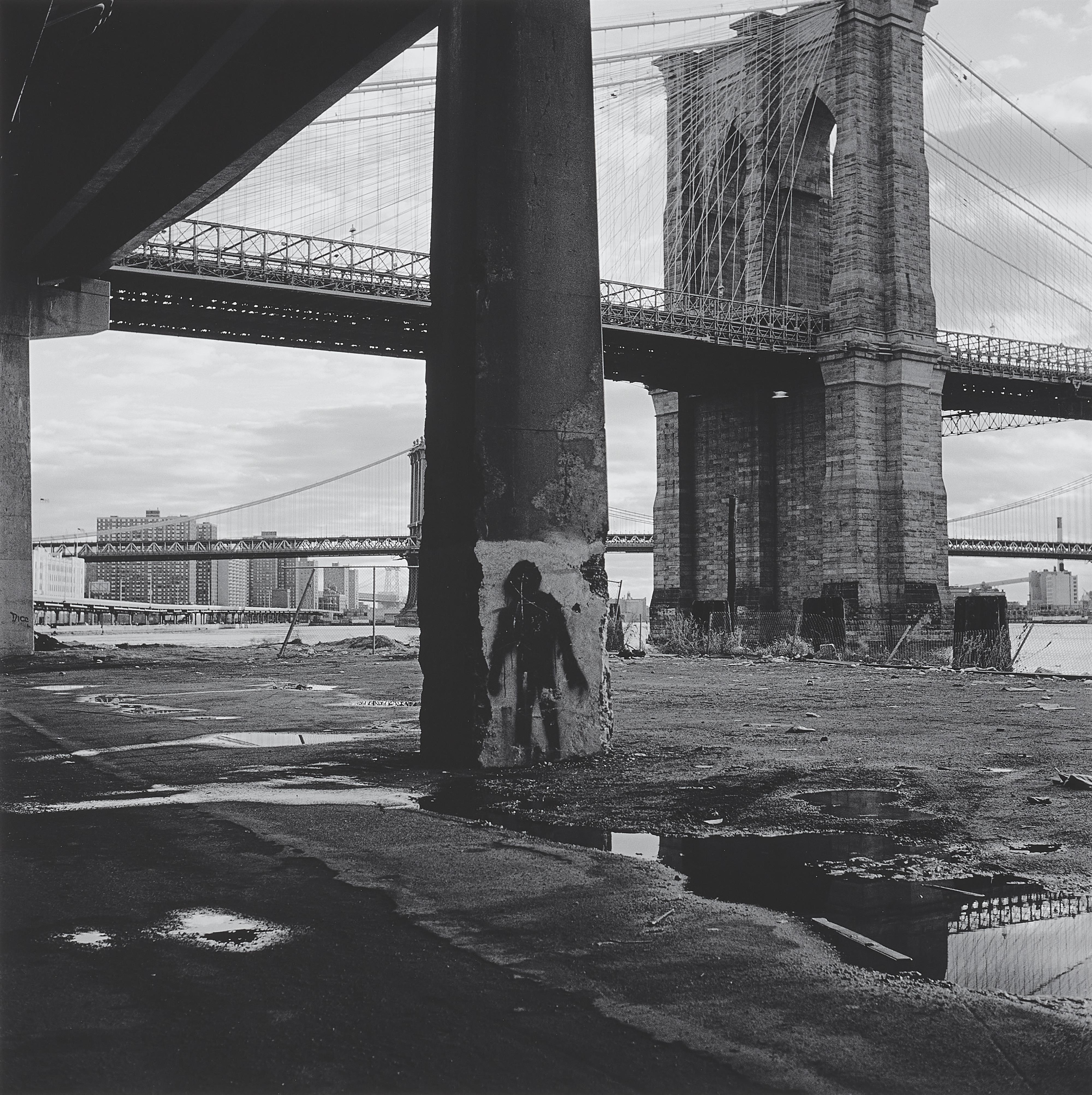 Thomas Lüttge - Shadow Man, Brooklyn Bridge, New York City