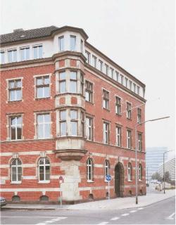 Thomas Ruff - Haus Nr. 7 II