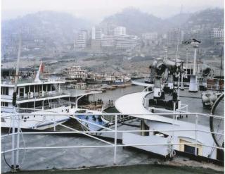Thomas Struth - Boats at Wushan, Yangtse Gorge  China