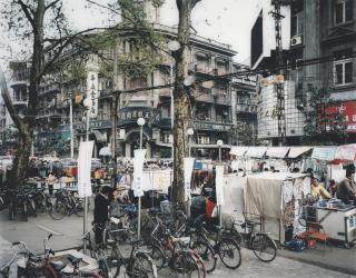 Thomas Struth - Jianghan Lu, Wuhan, 1995