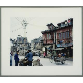 Thomas Struth - People On Fuxing Dong Lu, Shanghai