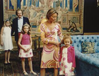 Tina Barney - The Daughters, 2002