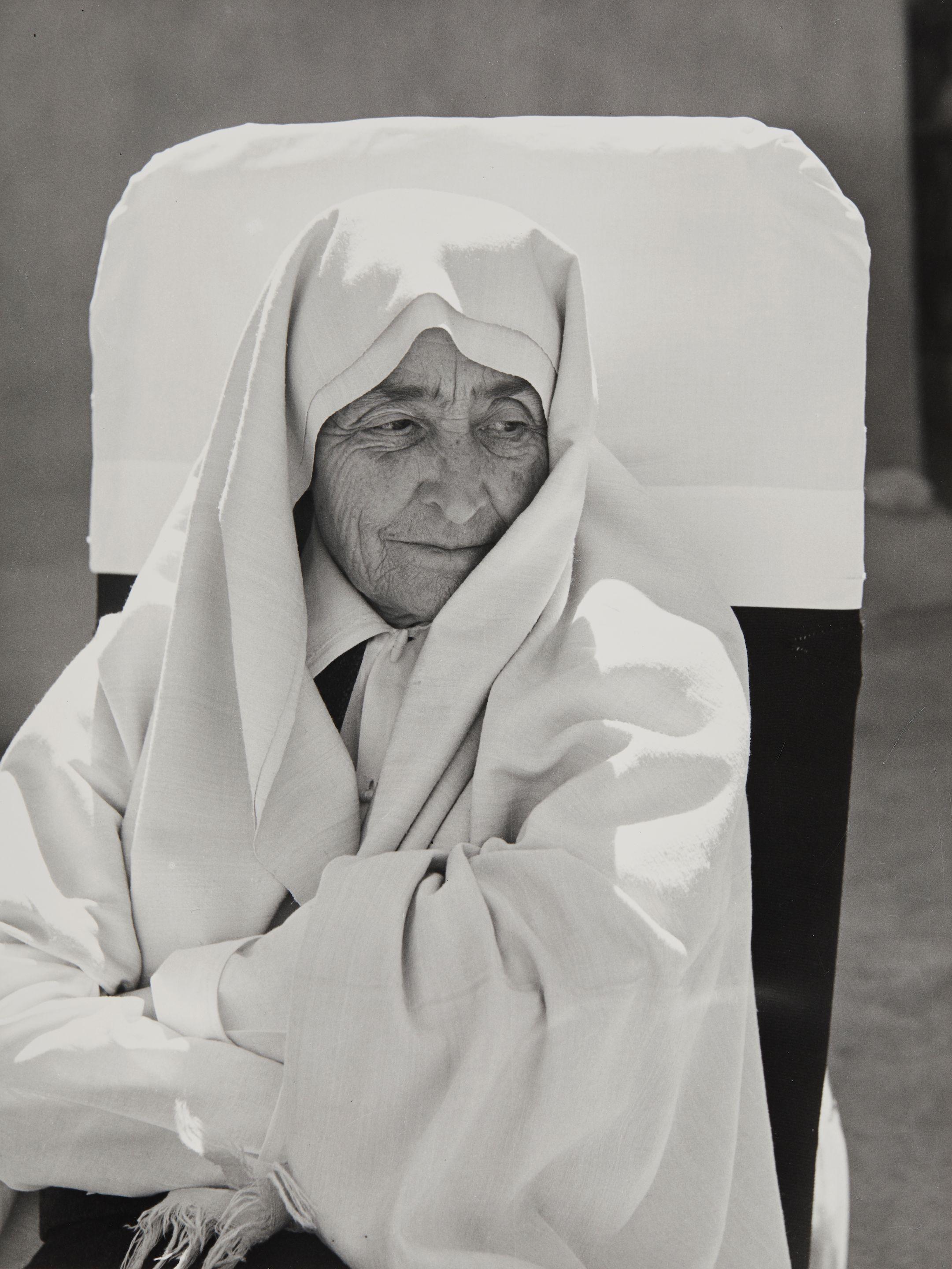 Todd Webb - Georgia O\'Keeffe at Ghost Ranch