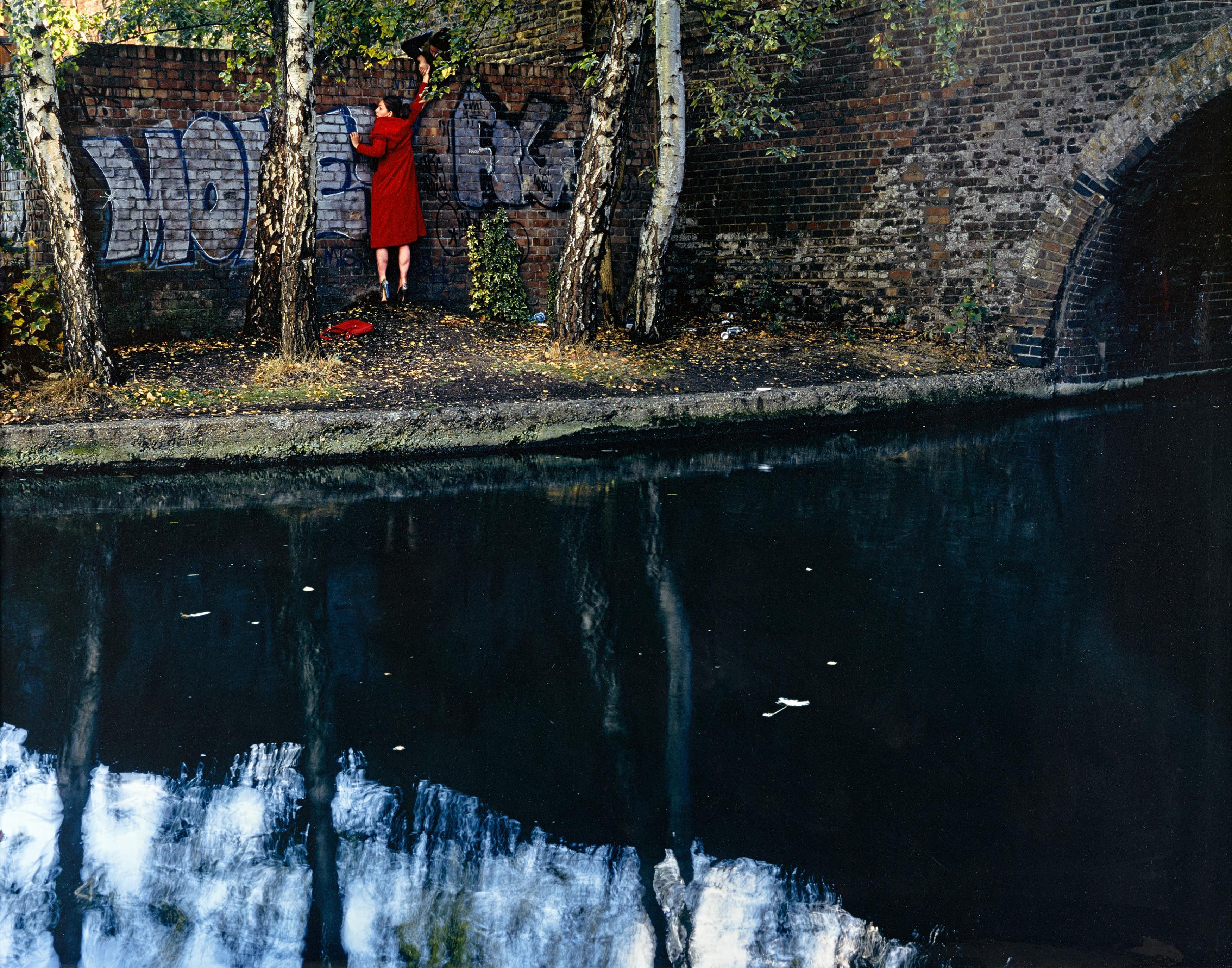 Tom Hunter - Women Mugged on Townpath.