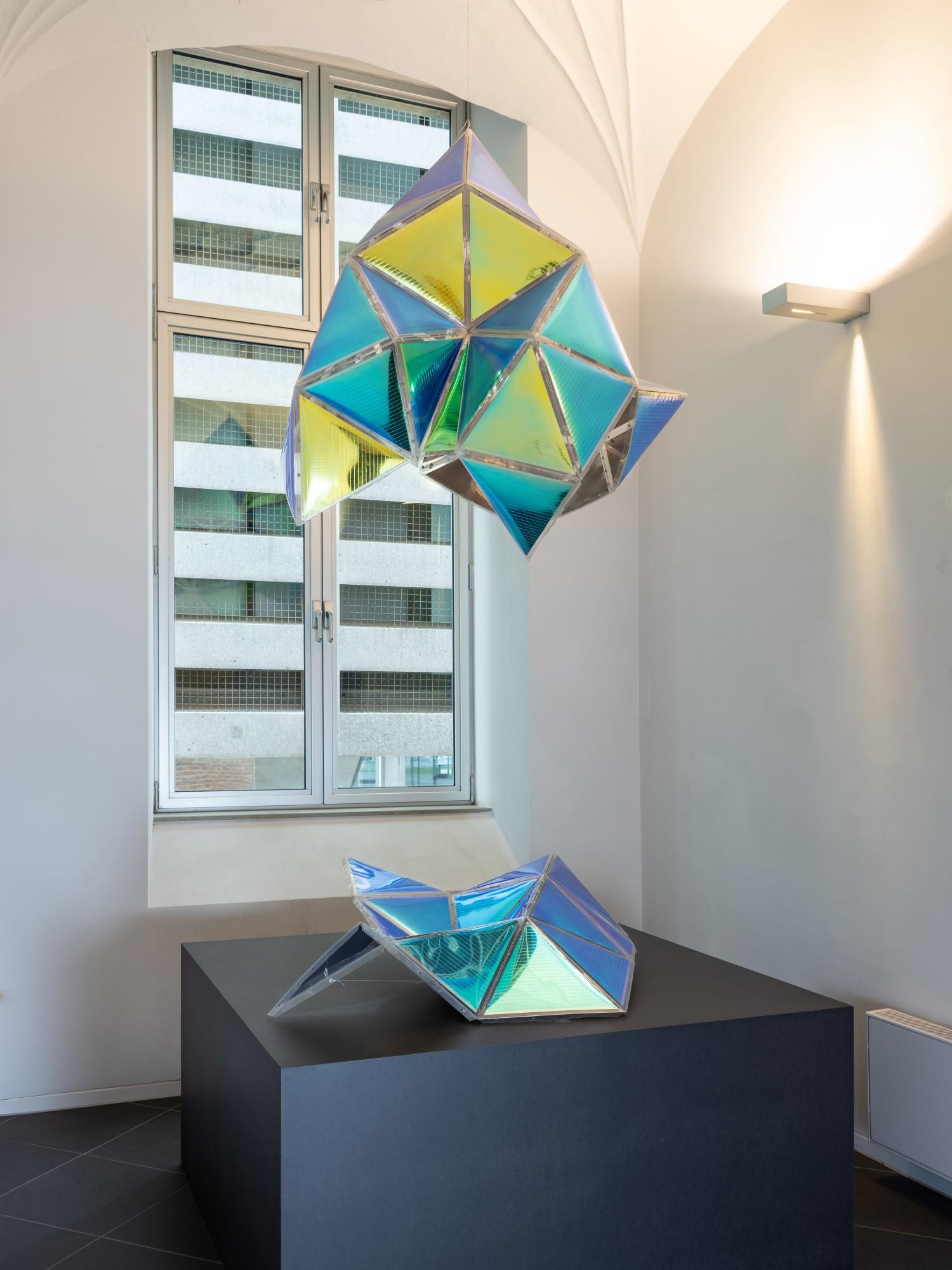 Tomás Saraceno - Solaris