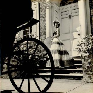 Toni Frissell - Babe Paley (Mrs. Mortimer), Charleston, S.C., c. 1940