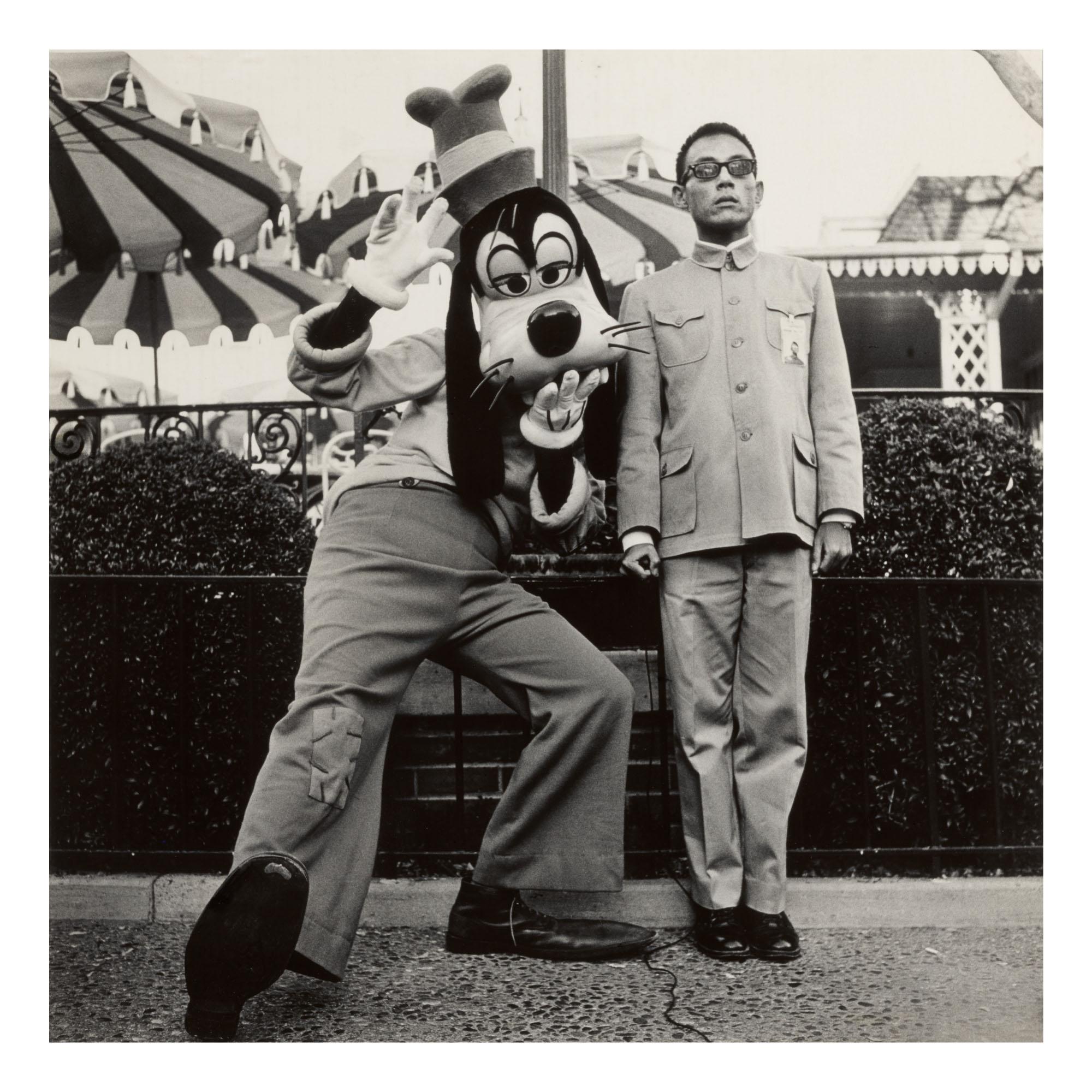 Tseng Kwong Chi - Disneyland, California