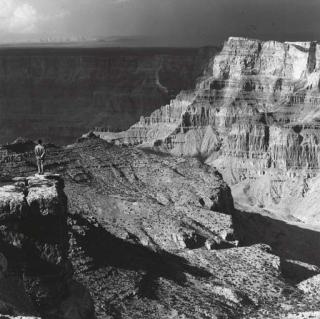Tseng Kwong Chi - Grand Canyon, Arizona