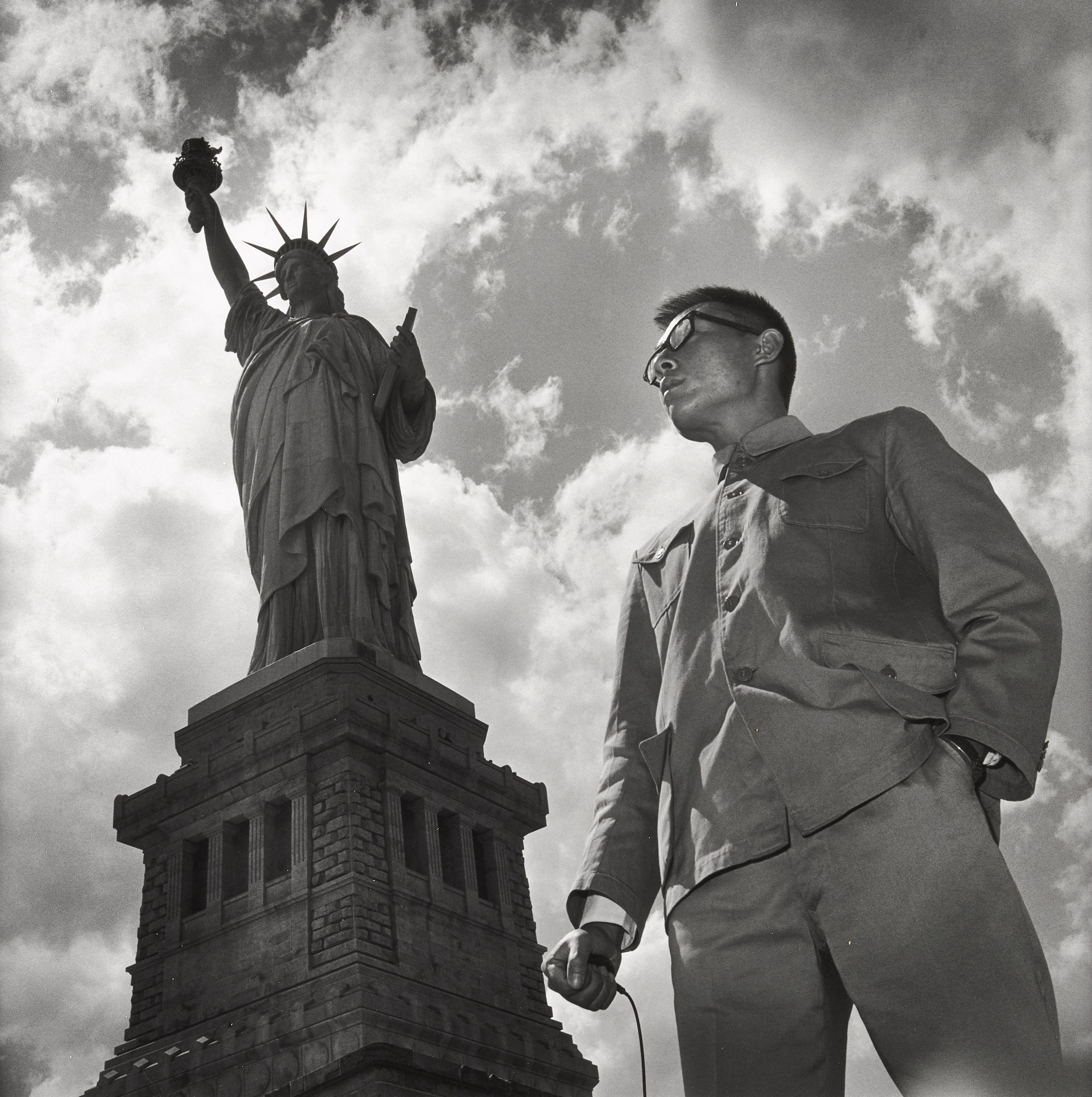 Tseng Kwong Chi - Statue Of Liberty, New York