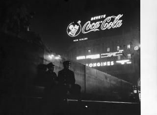 Ugo Mulas - Milano, Notturno Piazza Duomo 1960 ca.