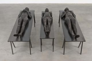 Vanessa Beecroft - Ohne Titel (Aus Performance VB64)