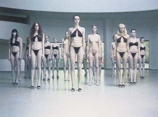 Vanessa Beecroft - Vb 35: Performance 1998, Show Solomon R. Guggenheim Museum, New York-Usa, October 18 1998