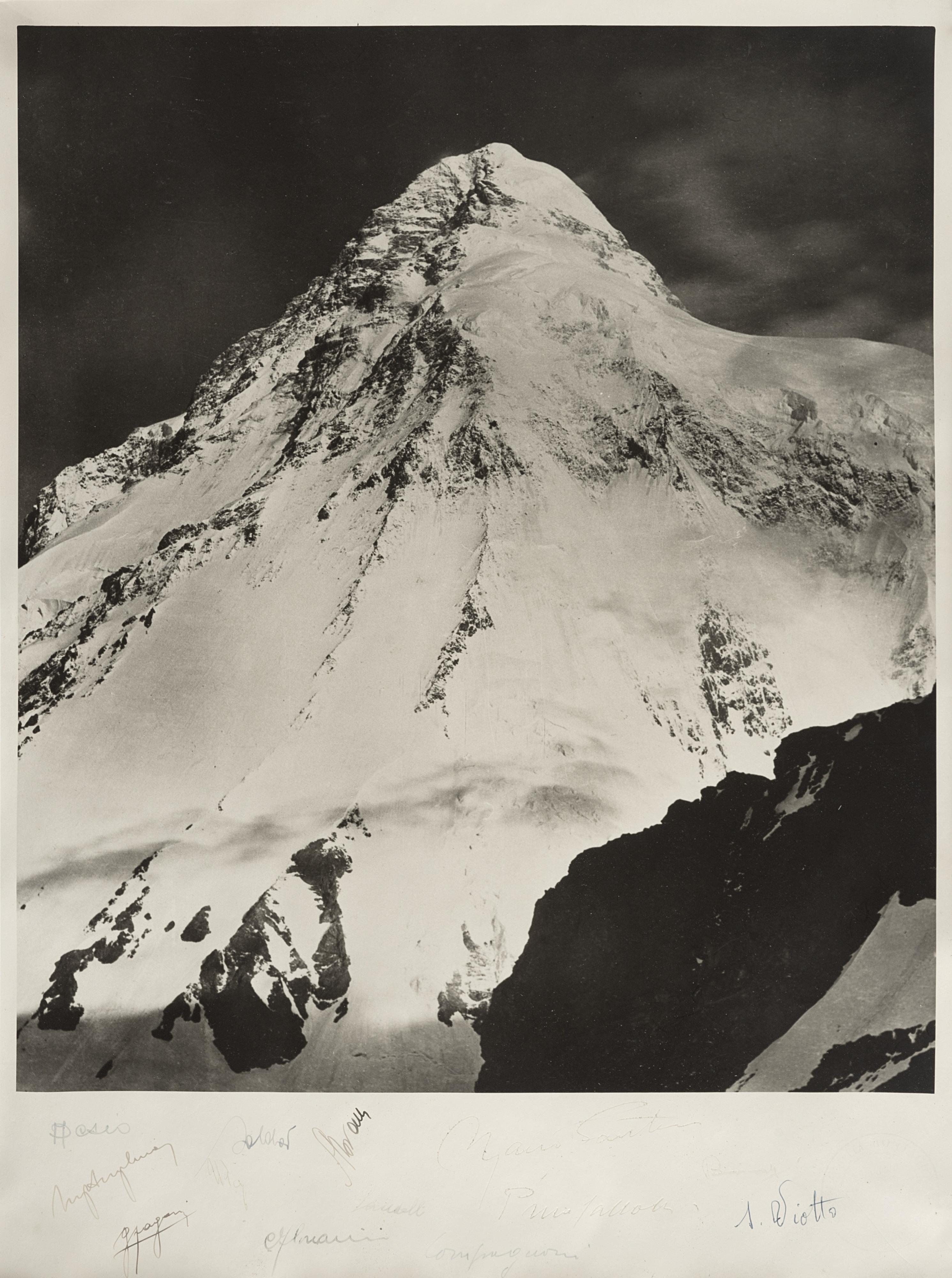 Vittorio Sella - Il k2 con gli autografi degli alpinisti della spedizione italiana del 1954 1909/1954
