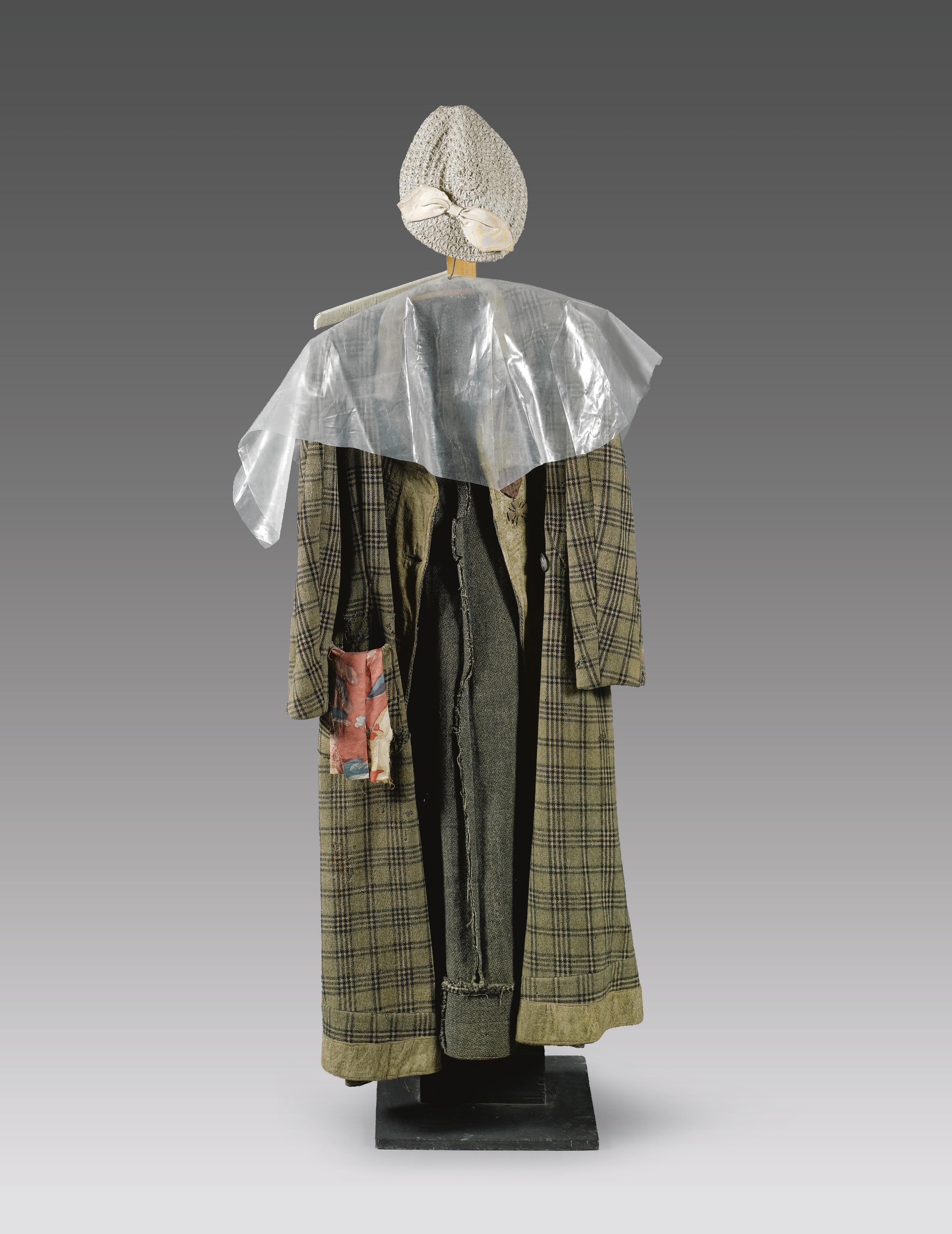 Vlassis Caniaris - Greek conservation