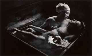 W. Eugene Smith - Tomoko in her bath, Minamata