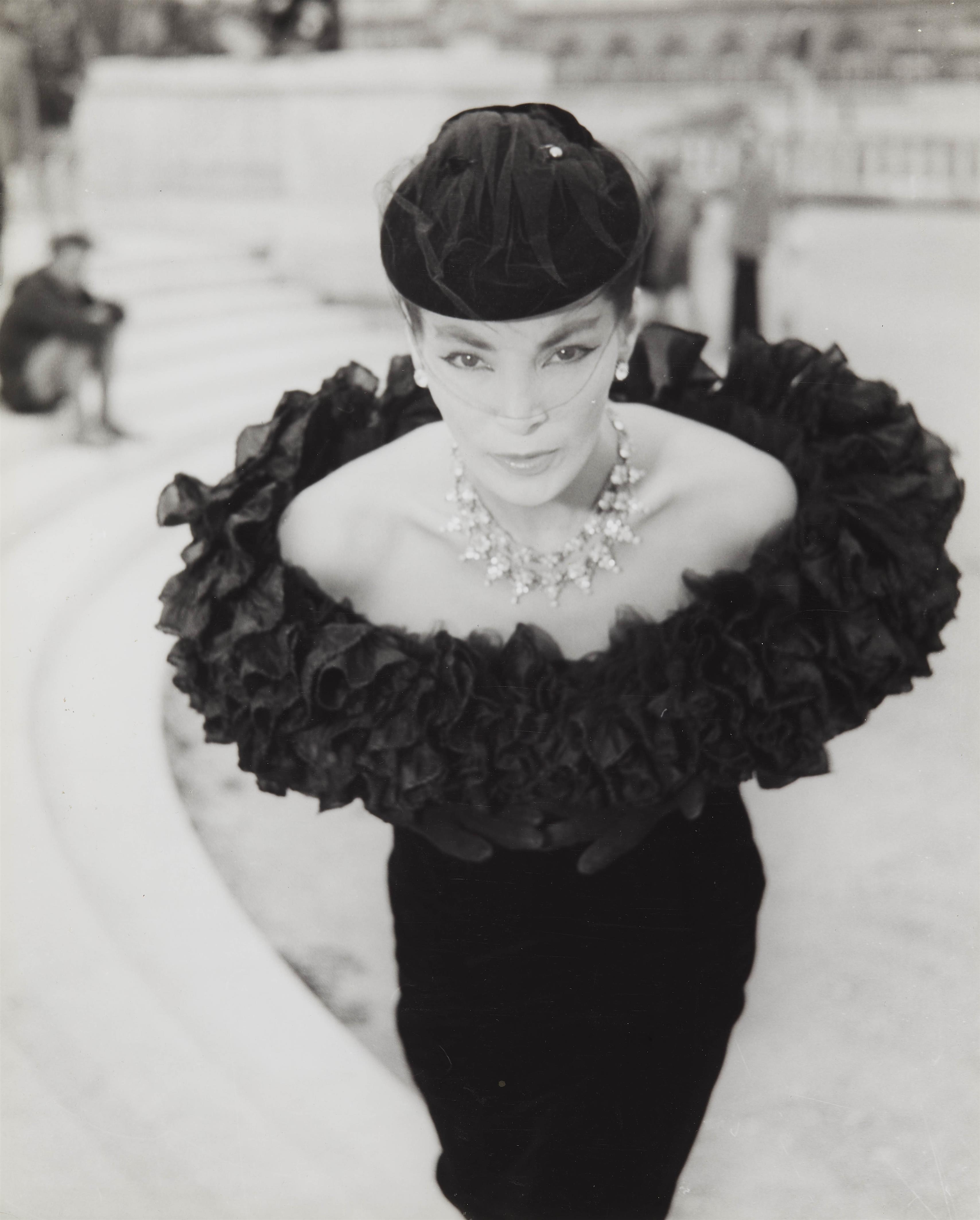 Walde Huth - Dior \'Lucky\' - Decolleté, Paris