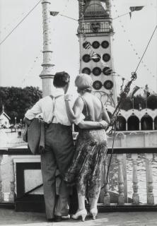 Walker Evans - Couple At Coney Island, 1920S