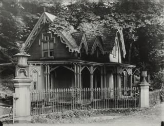 Walker Evans - Gothic Gate Cottage, Poughkeepsie, New York