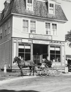 Walker Evans - Grocery Store, New Hampshire