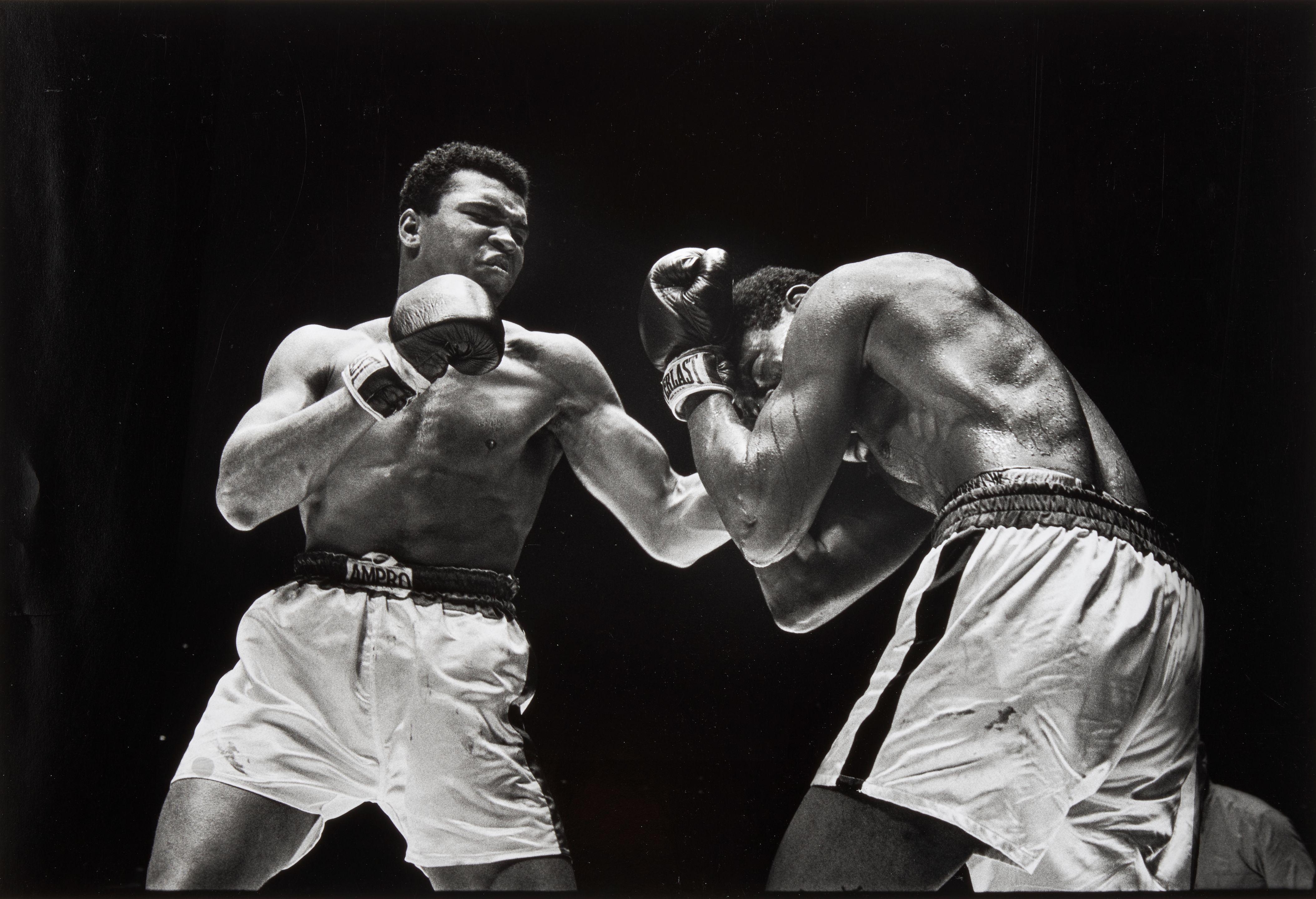 Walter Iooss - Muhammad Ali vs. Ernie Terrell, Houston Astrodome